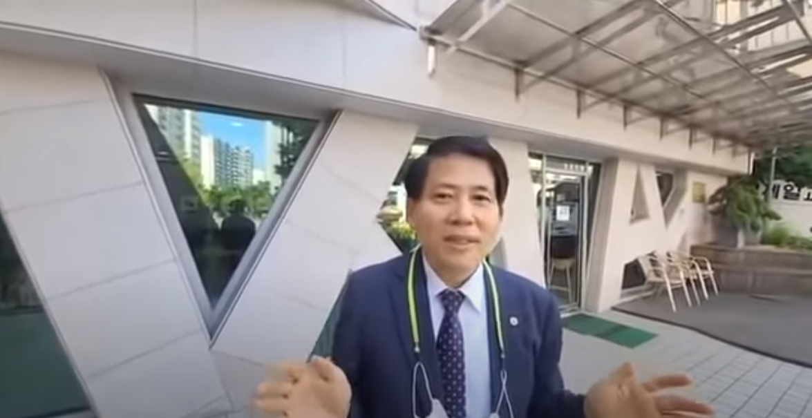 이동욱 회장, "교회 방역수칙 만든 사람들 실명을 공개해야 한다.”고 밝혀