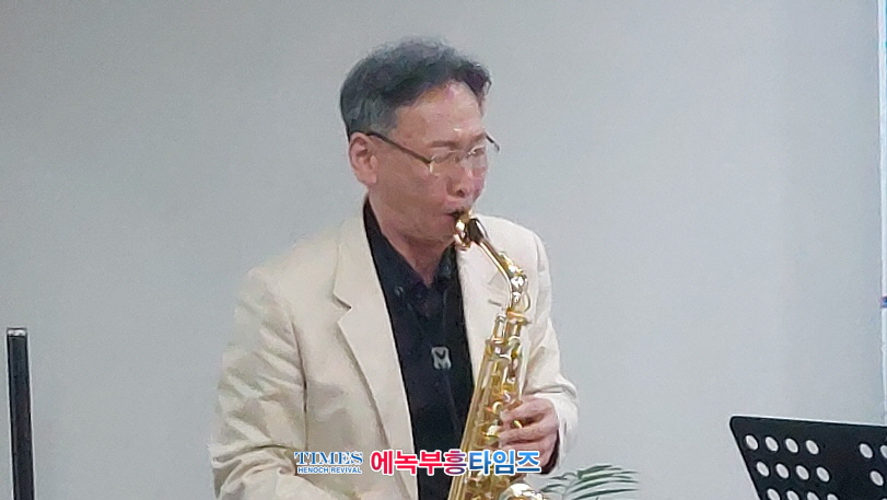 (사)한국기독교보수교단협의회 부활절 연합 찬양예배 드려.