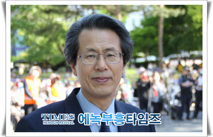 수기총 외 기독교 단체들, 동성애를 옹호하는 평등법∙차별금지법 반대 [미스바구국기도회 및 국민대회] 열어.