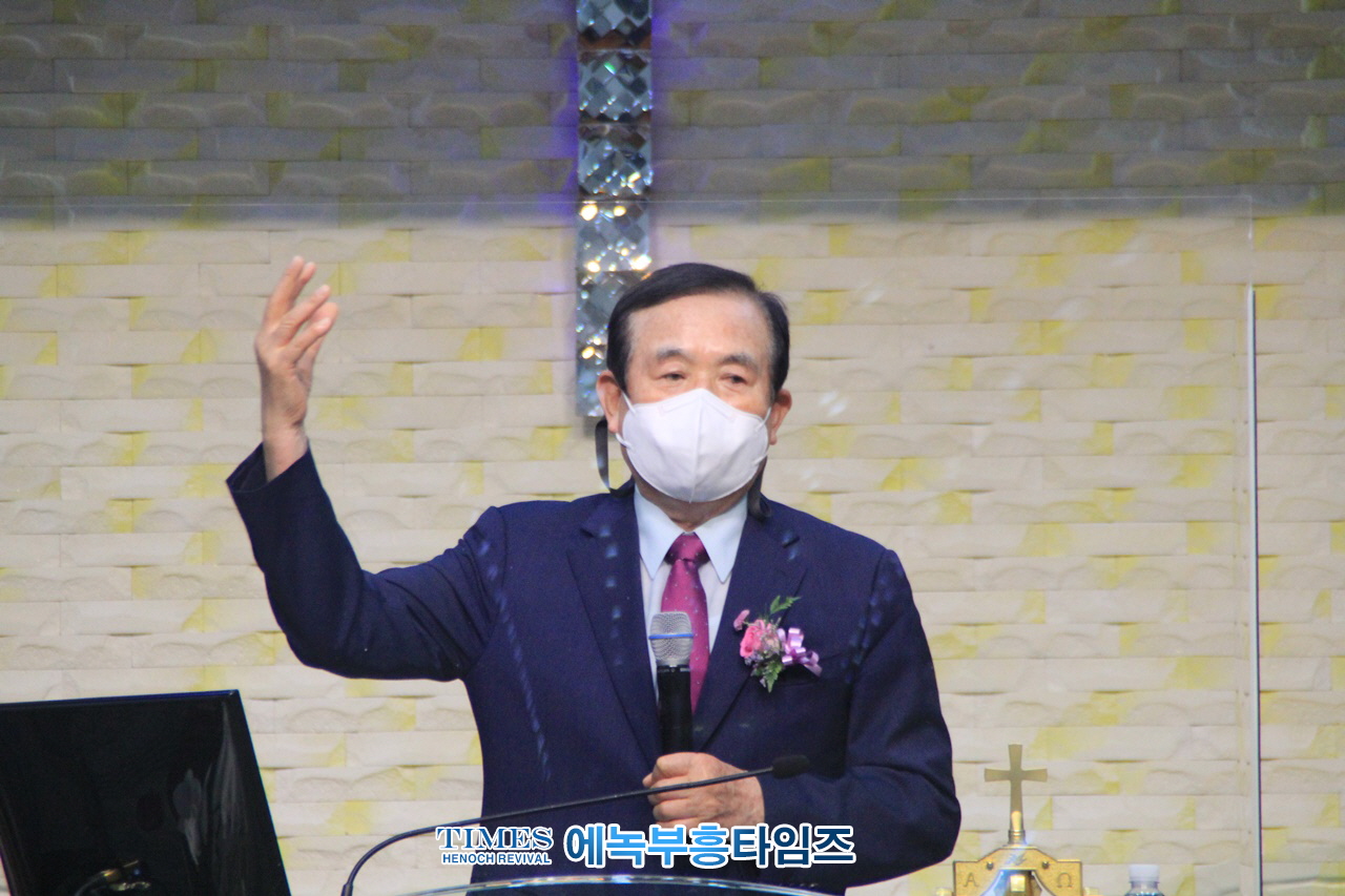 (사)한국기독교여성부흥사협의회, 예정교회서 평화통일을 위한 6.25 상기 구국 기도회 가져.