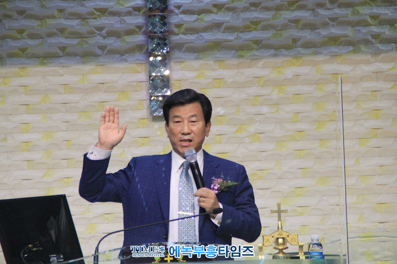 (사)한국기독교여성부흥사협의회, 예정교회서 평화통일을 위한 6.25 상기 구국 기도회 가져.