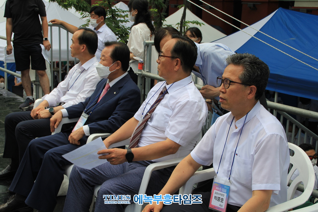동성애 반대 국민대회, 크로스로드 이사장 정성진 목사 “왜 소돔이 되려하는가?” 라는 설교로 동성애의 패악성 지적해.