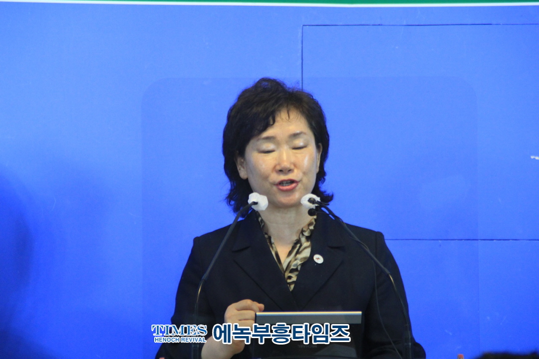 (사)한국기독교보수교단협의회 설립 42주년 감사예배 드려.