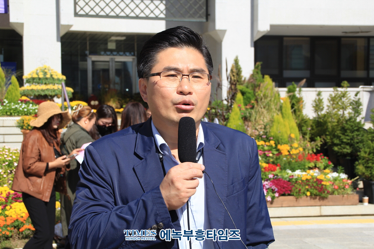 인천퀴어집회반대연합위원회, 3차 기자회견통해 인천퀴어행사가 인천시민의 날에 어린이 및 청소년들과 가족들이 많이 몰리는 인천중앙공원에서 강행한다는 사실 밝혀 인천시민들에게 충격.