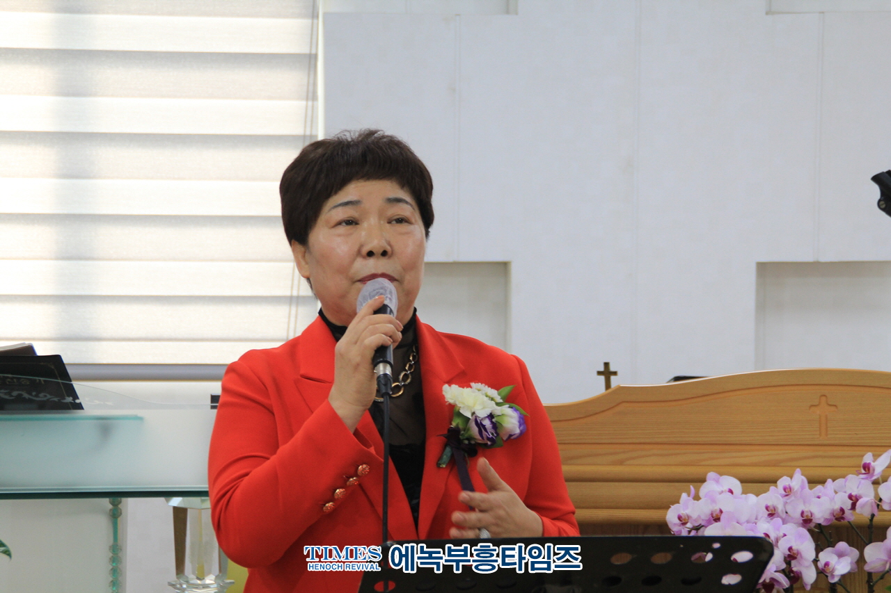 복된교회 입당감사예배 통해 이웃에 더욱 예수그리스도의 사랑을 나타낼수있는 교회가 되기를 다짐해.