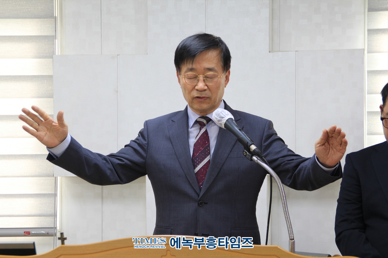 복된교회 입당감사예배 통해 이웃에 더욱 예수그리스도의 사랑을 나타낼수있는 교회가 되기를 다짐해.