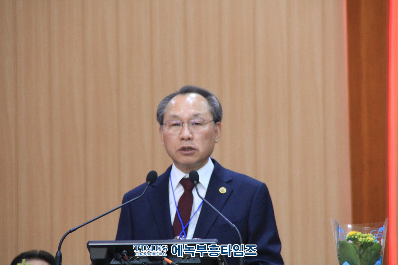 서남부대회(개혁총연) "찬양과 영성기도회-기도로회복하자!" 은헤롭게 성료해.