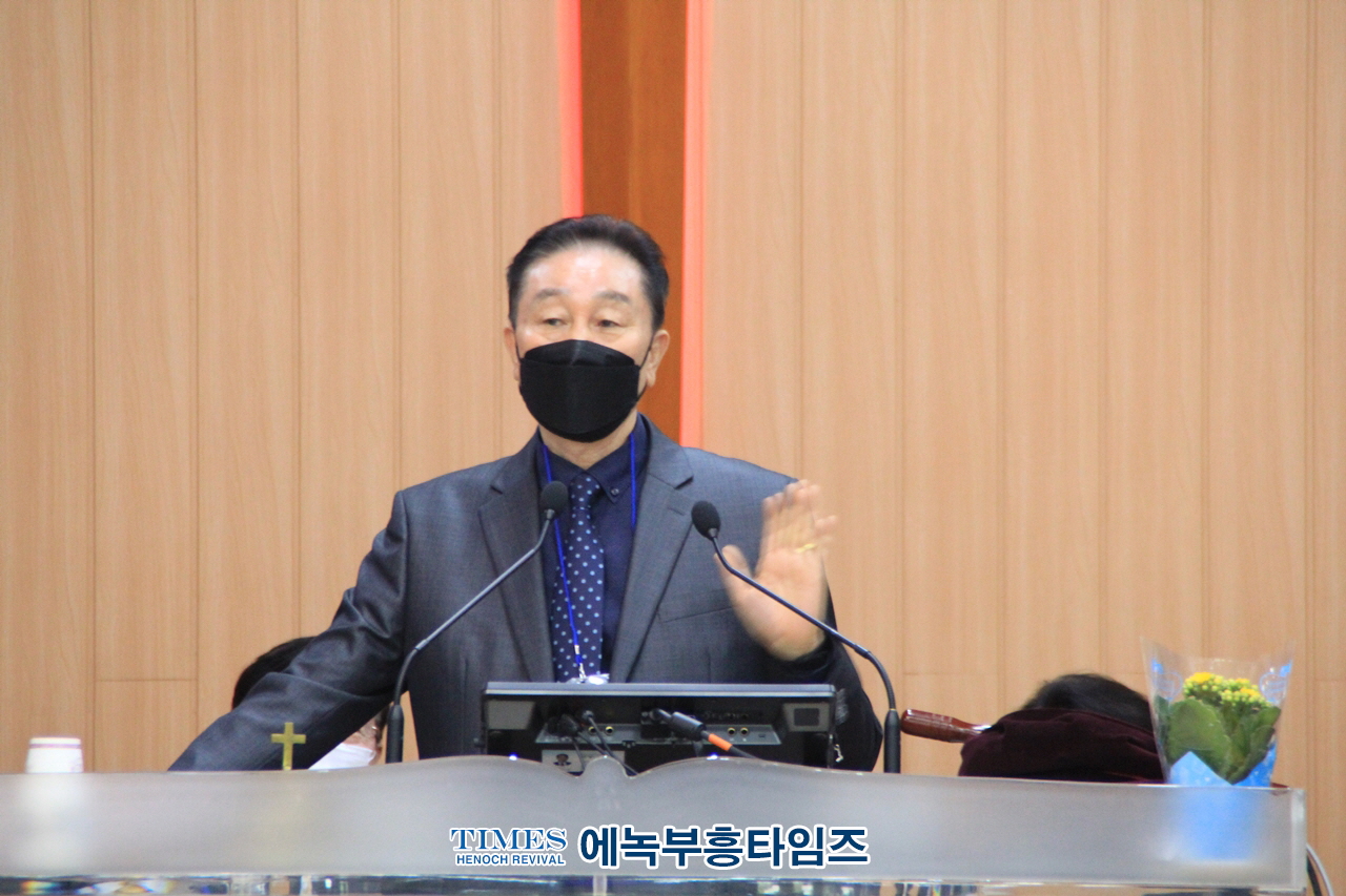 서남부대회(개혁총연) "찬양과 영성기도회-기도로회복하자!" 은헤롭게 성료해.