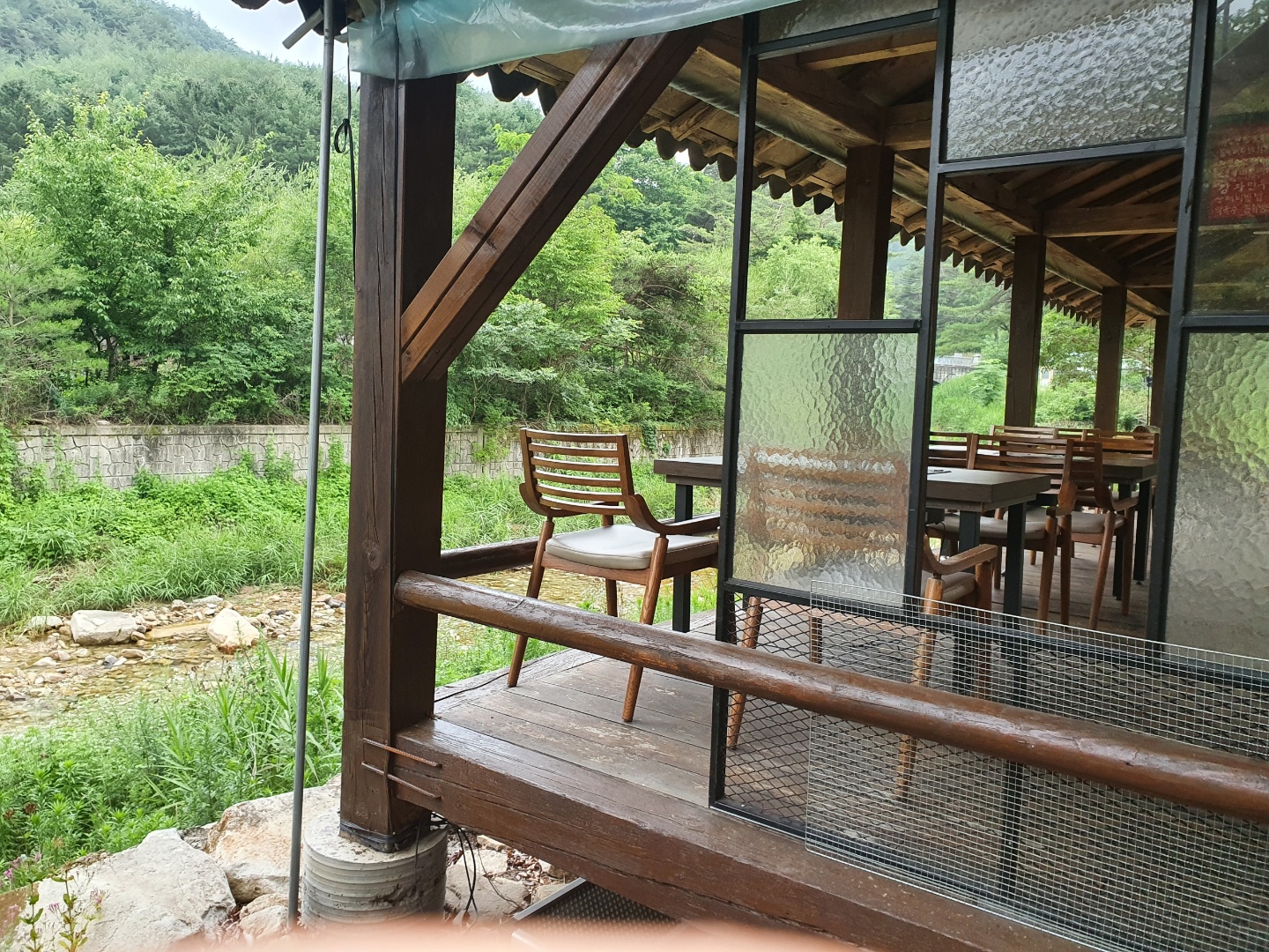 산속 음식점 임대