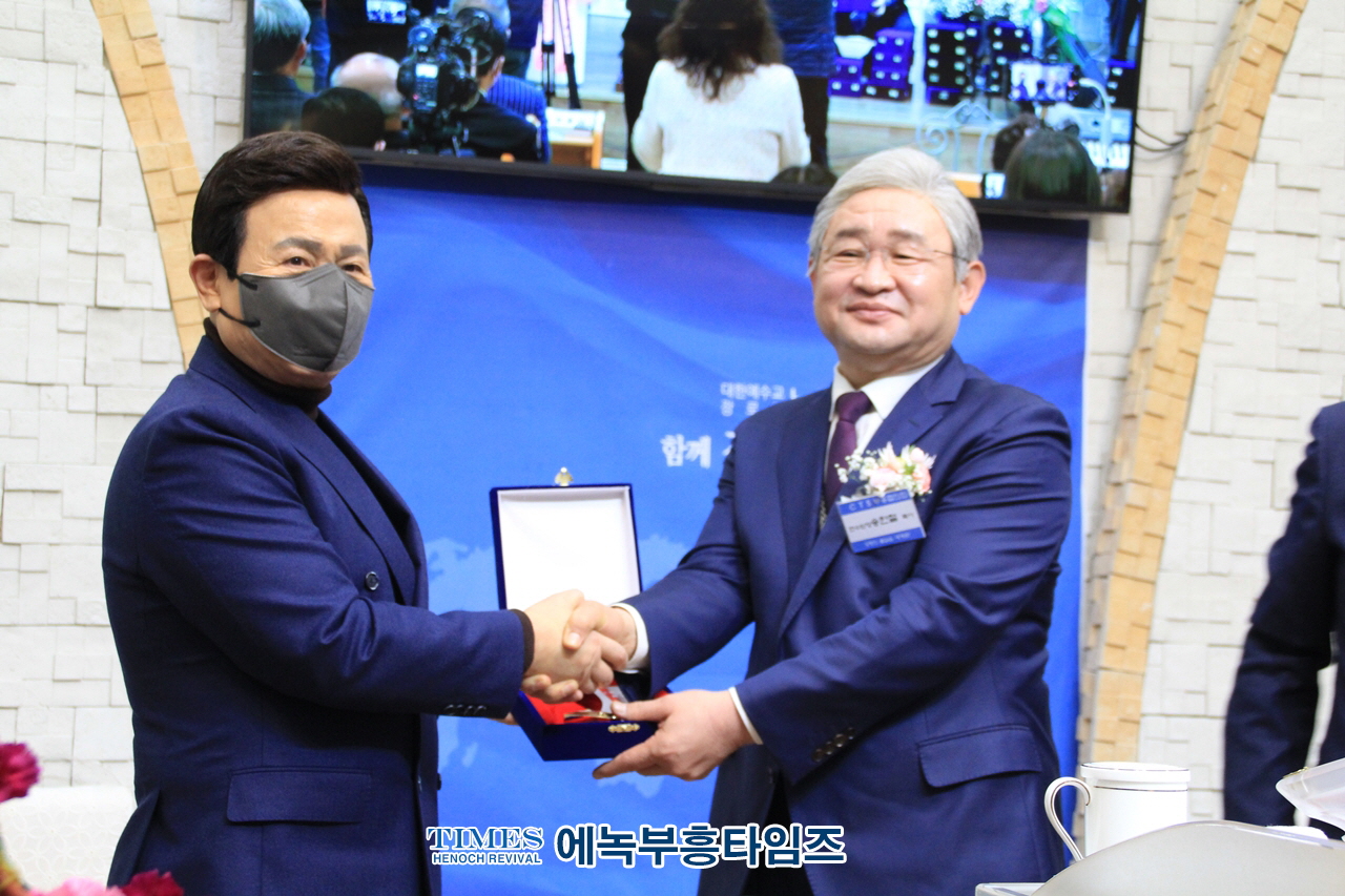 CTS 부흥협의회 송한철목사 대표회장 취임감사예배 드려.