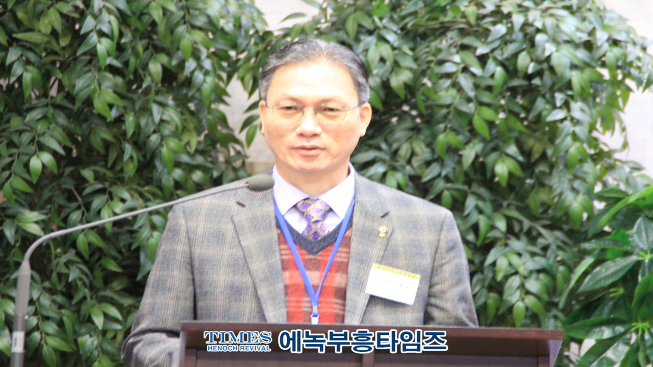 CWC월기총 제9회 정기총회및 세미나 MOU협약식 가져.