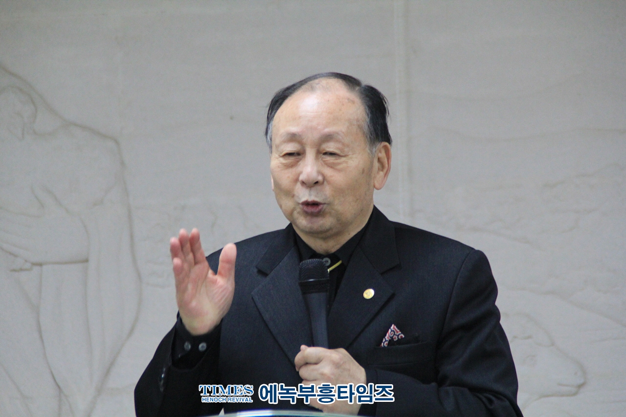 김천기목사 노년에도 불구하고 요한의교회 다시 개척하다.