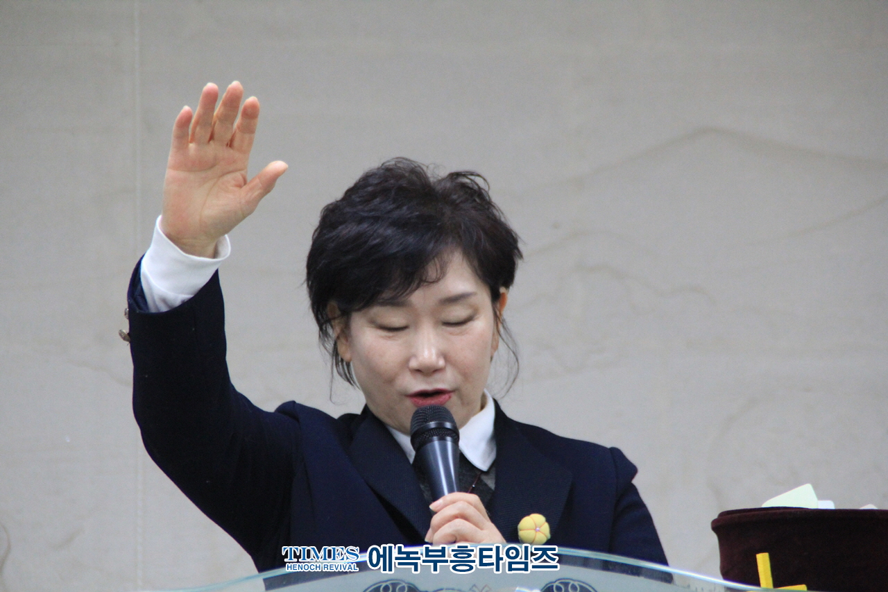 김천기목사 노년에도 불구하고 요한의교회 다시 개척하다.