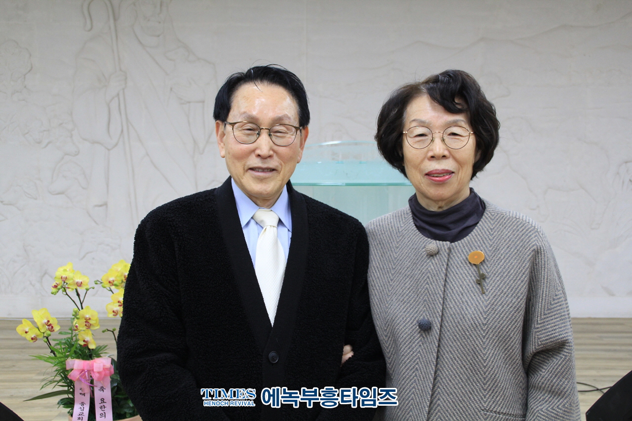 김천기목사 노년에도 불구하고 요한의교회 다시 개척하다.