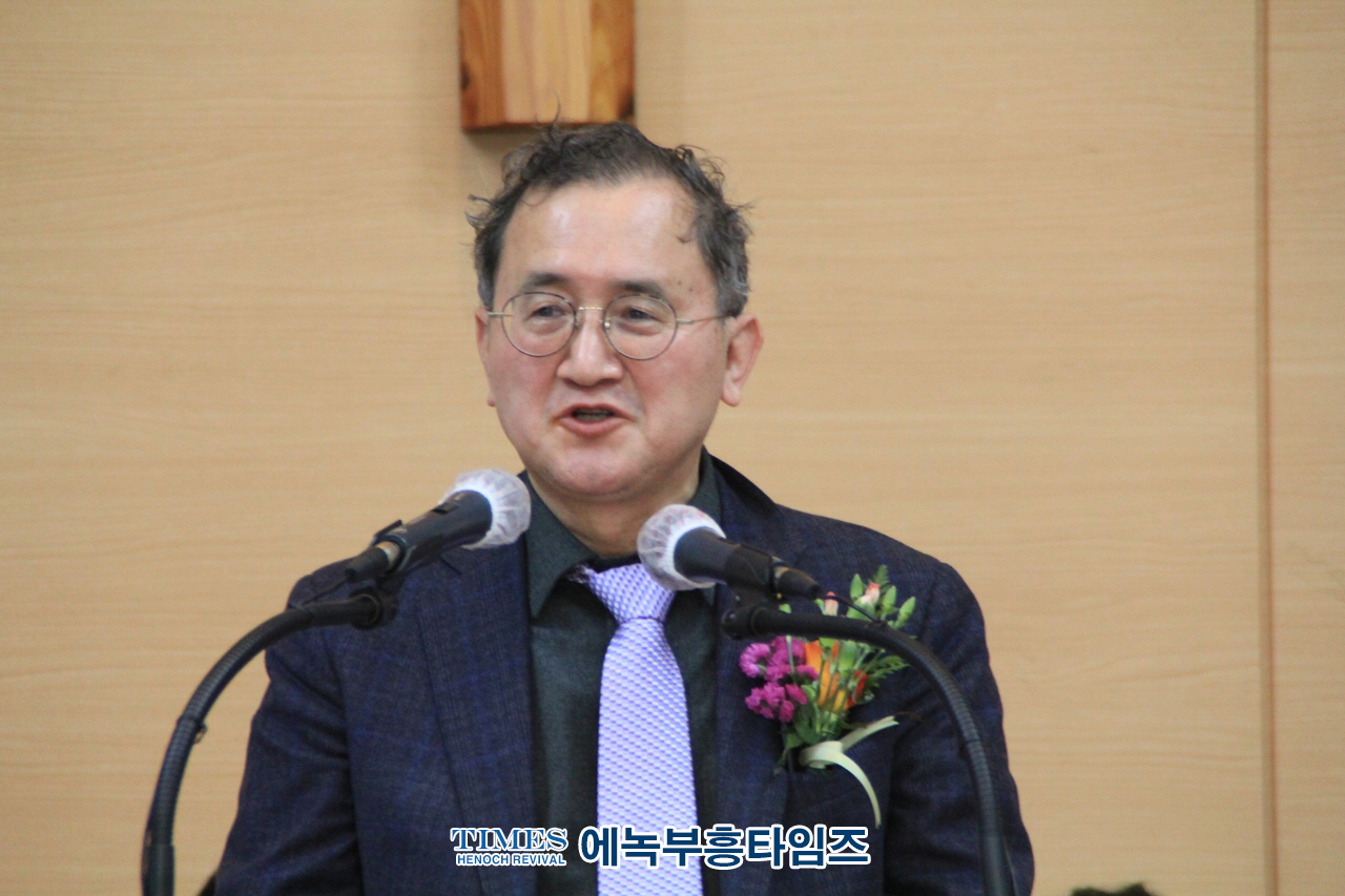 대한예수교장로회 개혁총연과 통합피어선측 통합후 기독총회 이름으로 신년하례통합 감사예배 가져.