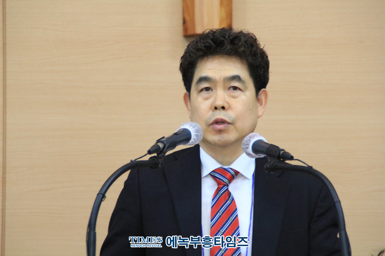 대한예수교장로회 개혁총연과 통합피어선측 통합후 기독총회 이름으로 신년하례통합 감사예배 가져.