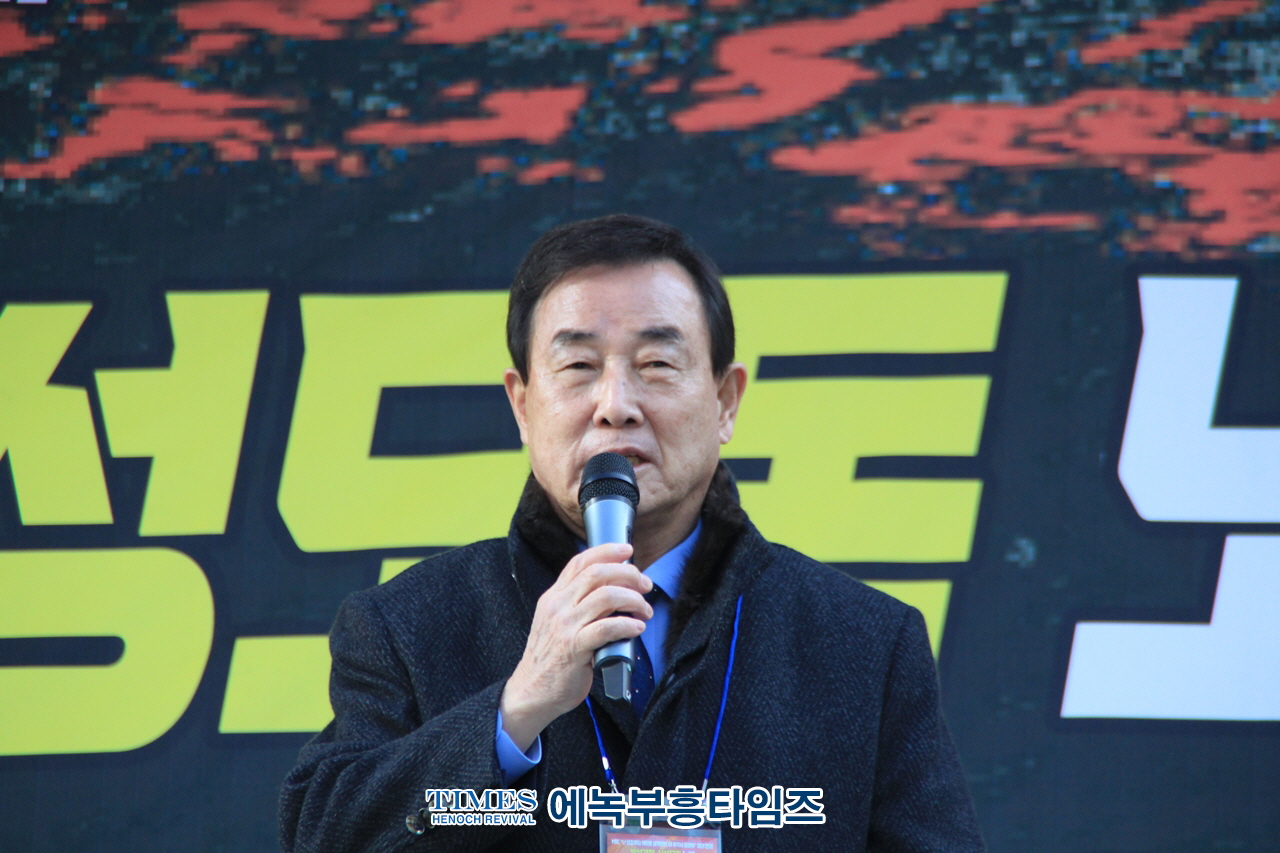 수기총 외 1200개 단체 5천여명 MBC의 동성애 그룹 라이오네시스의 노래 방송적합 판정에 강력히 분노하며 항의해.