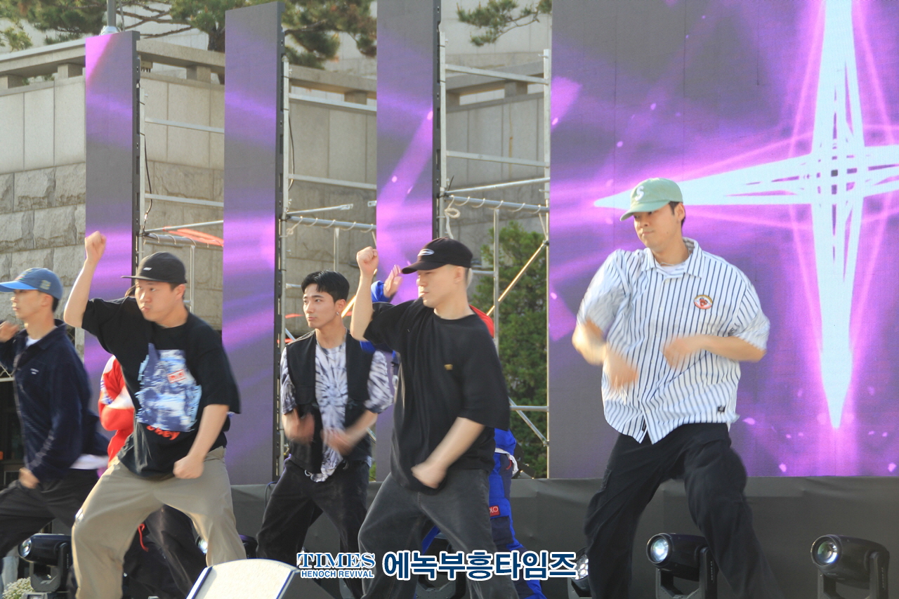 인천광역시기독교총연합회 주최, 인천시민문화축제 제1회 인천시민문화축제 청소년 가요댄스 페스타 성황리에 마쳐.