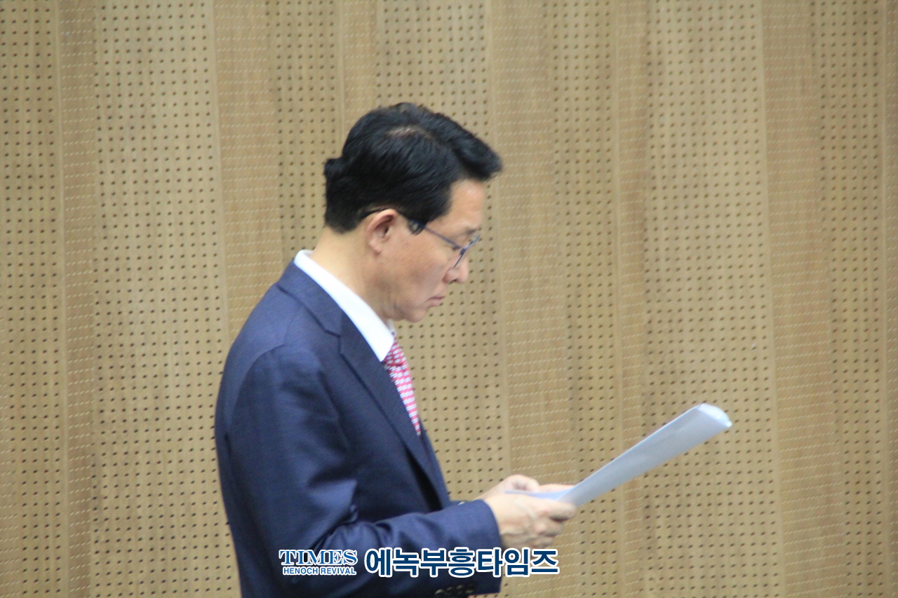 수기총, 서기총, 경기총, 통합국민대회 외 1200개 시민단체 국회소통관에서 생활동반자법 철회 촉구 기자회견을 가졌다.