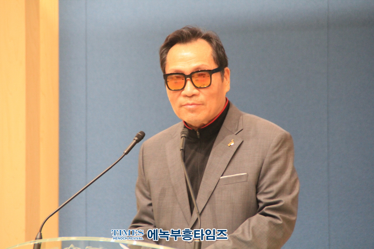 인천기독교총연합회 동성애특별대책위원회 기도회 통해 동성애및 성체험관 적극 대처키로 해.