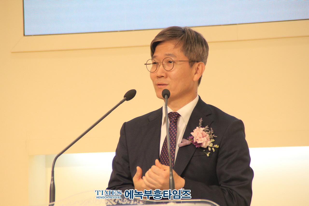 영종만나교회, 임경섭 원로목사 추대·한태수 담임목사 취임 감사예배 은혜가운데 드려.