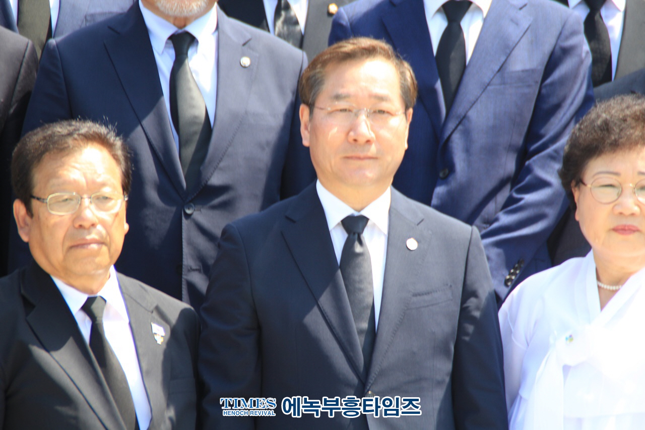 유정복 시장, 인천광역시 제68회 현충일 추념식 통해 국가유공자와 유가족 존경받는 문화 조성할 것이라고 밝혀.