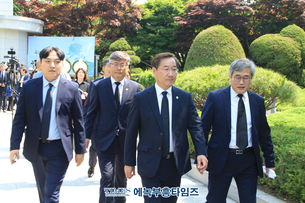유정복 시장, 인천광역시 제68회 현충일 추념식 통해 국가유공자와 유가족 존경받는 문화 조성할 것이라고 밝혀.