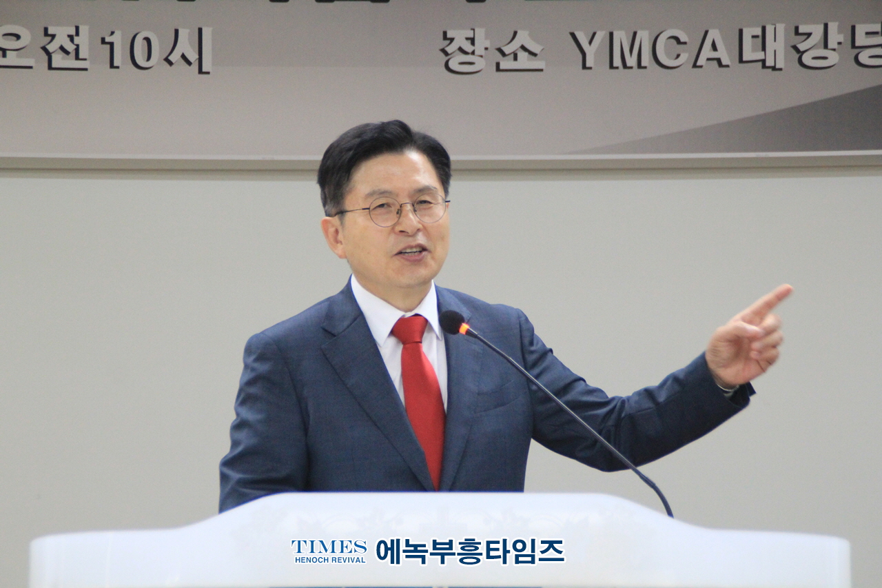 (사)이승만대통령기념사업회 인천광역시지회 창립대회 통해 인하대에 이승만 건국대통령동상 복구 성명서를 냈다.