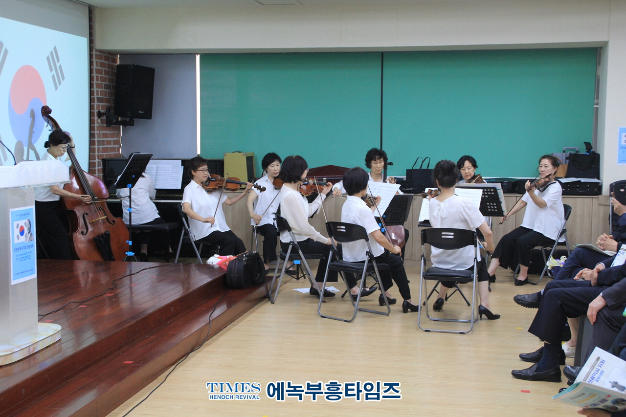(사)이승만대통령기념사업회 인천광역시지회 창립대회 통해 인하대에 이승만 건국대통령동상 복구 성명서를 냈다.