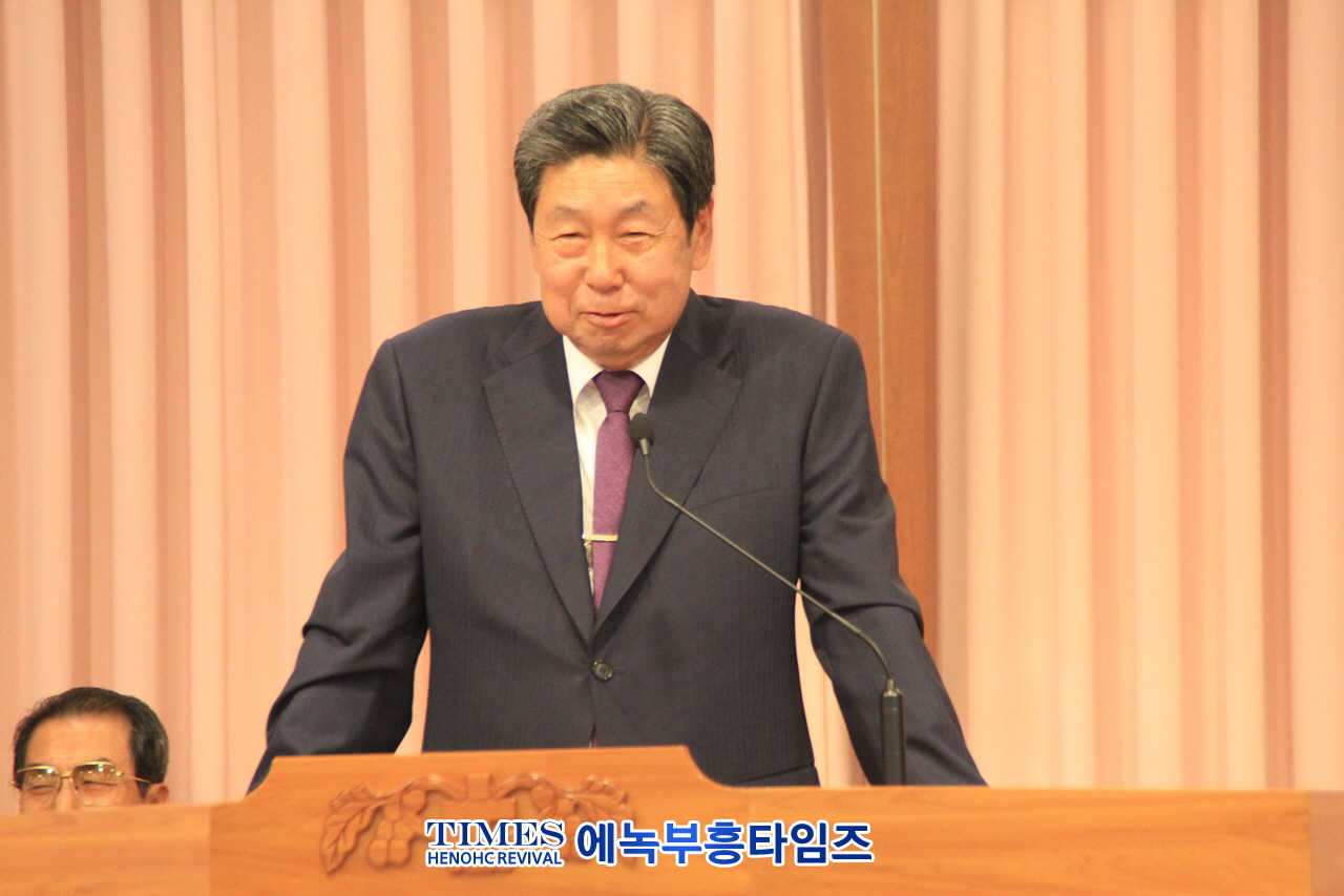 웨스트민스터신학대학원대학교 총동문회 정기총회가 1박2일 일정으로 홍성 내포성현교회에서 열려.