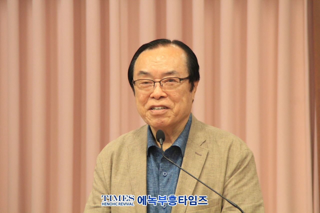 웨스트민스터신학대학원대학교 총동문회 정기총회가 1박2일 일정으로 홍성 내포성현교회에서 열려.