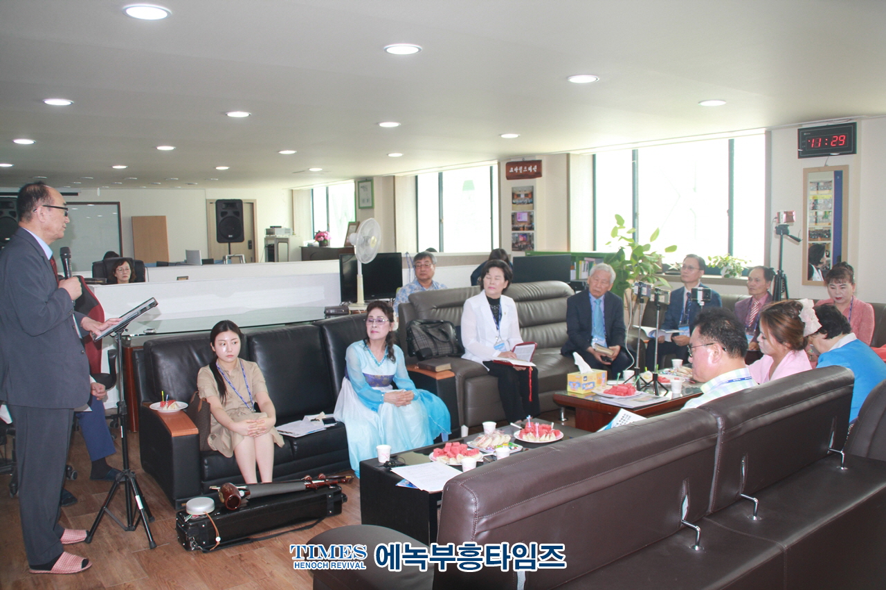 월드기독교총연합회, 7.27 유엔군참전의날 행사위한 제4차 준비 기도회 갖고 이시온 목사 실무총재 추대해.