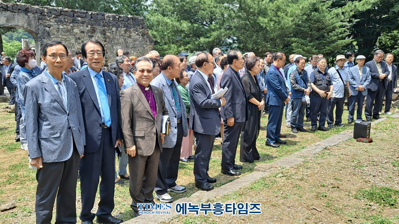 철원제일교회, 복원 기념예배당 건축 10주년 감사예배 드려.