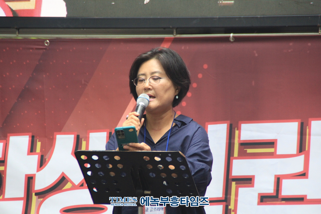 학생인권조례는 학교를 학생, 학부모, 교사의 전쟁터로 만들어놓아 폐지가 답니다.