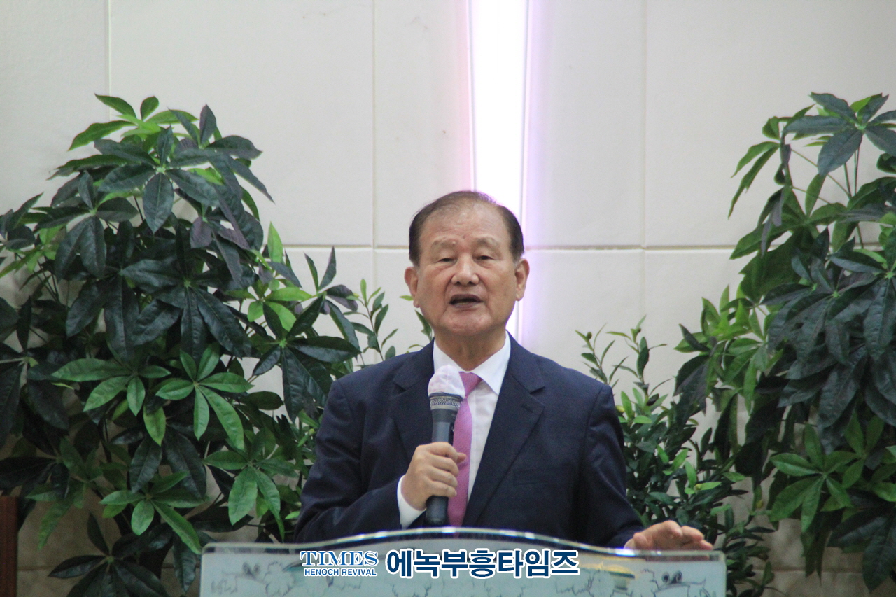 안양충신교회 박종호목사, (사)지구촌사랑의쌀나눔재단 안양지부설립 및 사랑의쌀독 발대식가져.