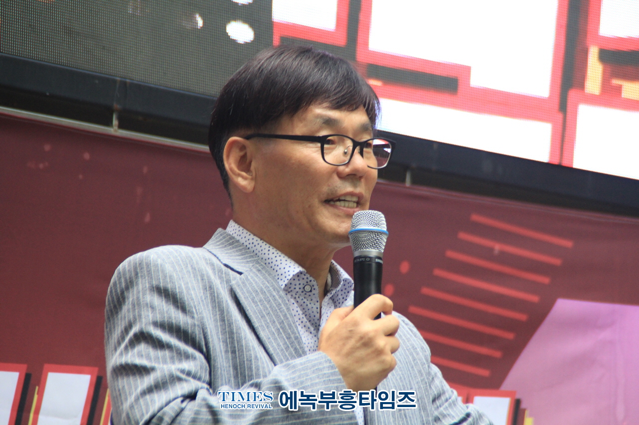 학생인권조례는 프랑스 68혁명과 연결되어 있어서 반드시 폐지되어야.