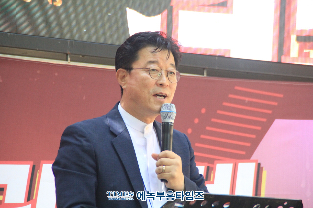 학생인권조례는 프랑스 68혁명과 연결되어 있어서 반드시 폐지되어야.