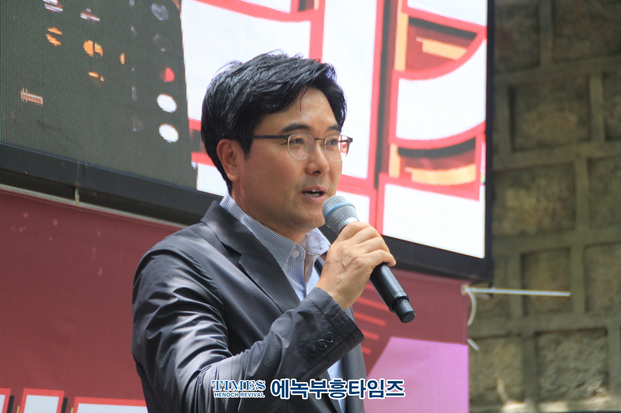 학생인권조례는 프랑스 68혁명과 연결되어 있어서 반드시 폐지되어야.