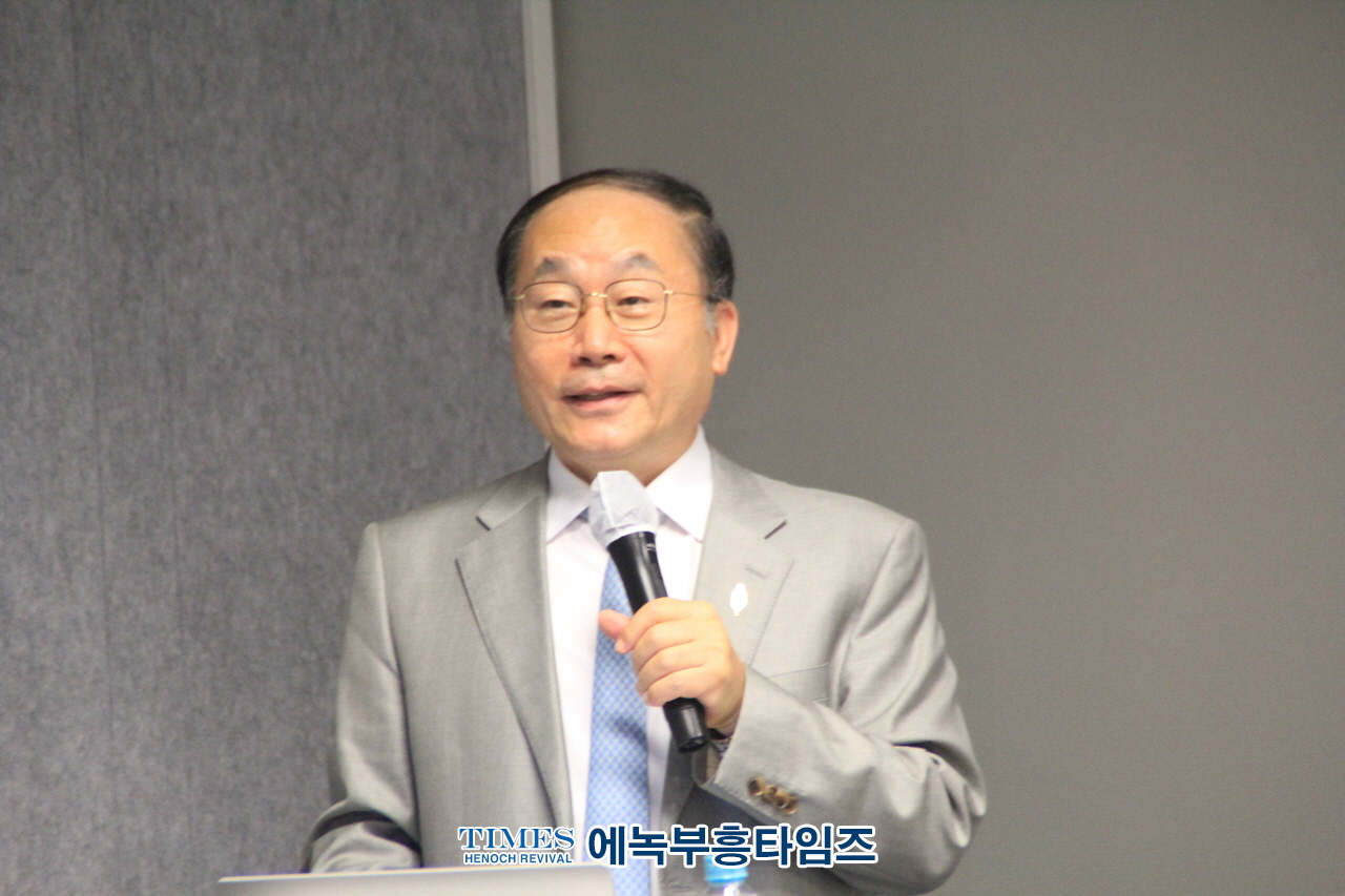 학생인권조례 폐지 전국 네트워크 창립총회와 세미나 개최해.