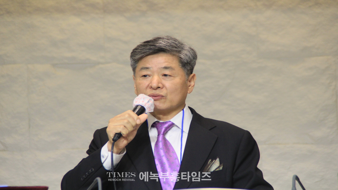 5개 부흥사단체 연합(구국선교, 세부찬, 지선협, 포영선, 국제에녹) 한자리에 모여 성령대성회 가져.