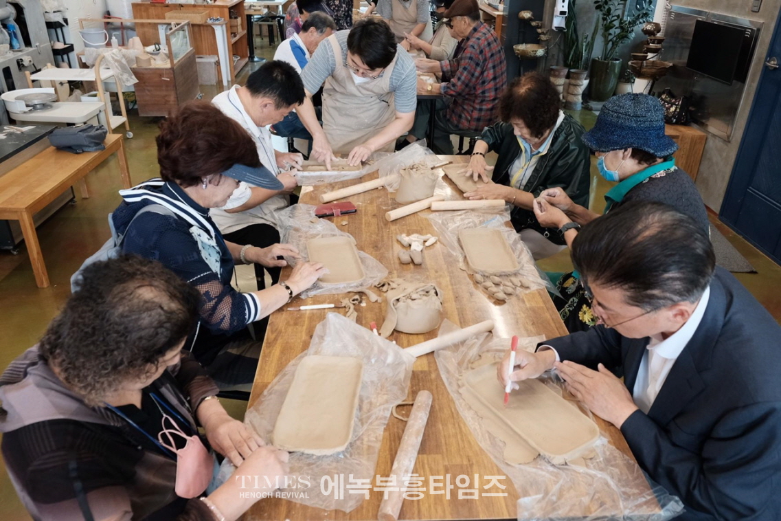 인천나눔과기쁨 6860지회, 인천어르신들과 함께 행복나눔 추억여행 다녀와.