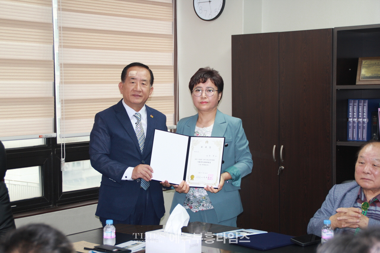 인천광역시기독교총연합회, 14명 각분과위원장 위촉식 갖고 더 효과적인 사역과 영혼전도위한 사역 모색해.