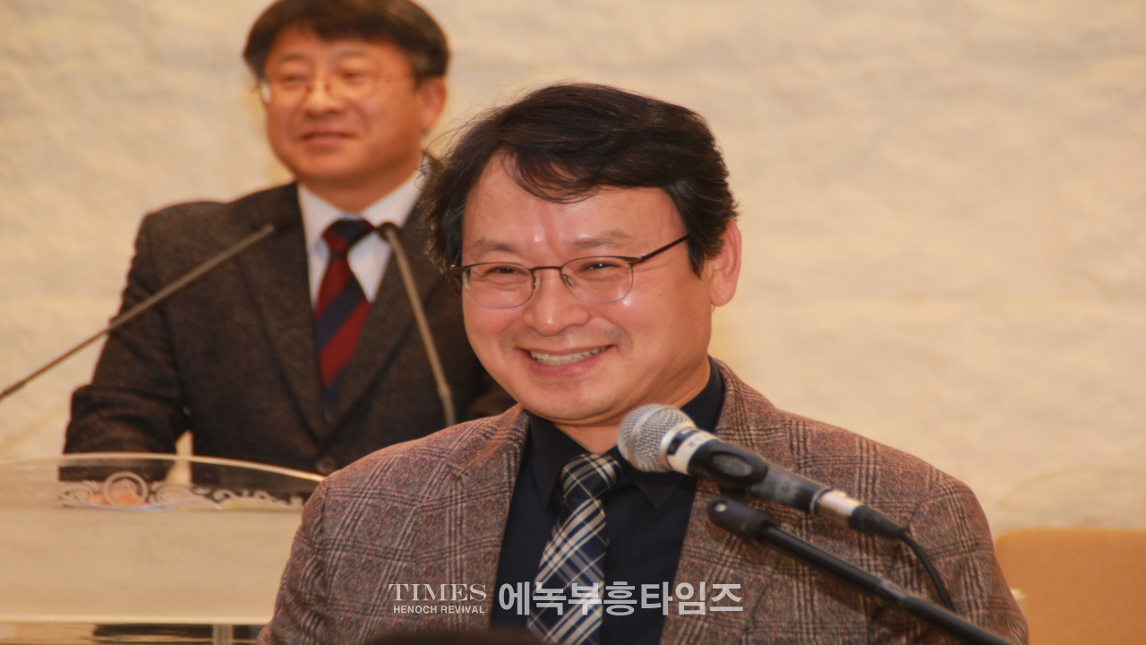 예장(합동)총회 부흥사회 제40회 정기총회서 이석우 목사 당선돼.