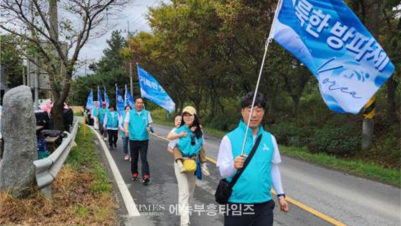 오기총 대표회장 신상철 목사, 거룩한 방파제로 한국교회와 대한민국을 지켜내길 원하며 국토순례에 임해.