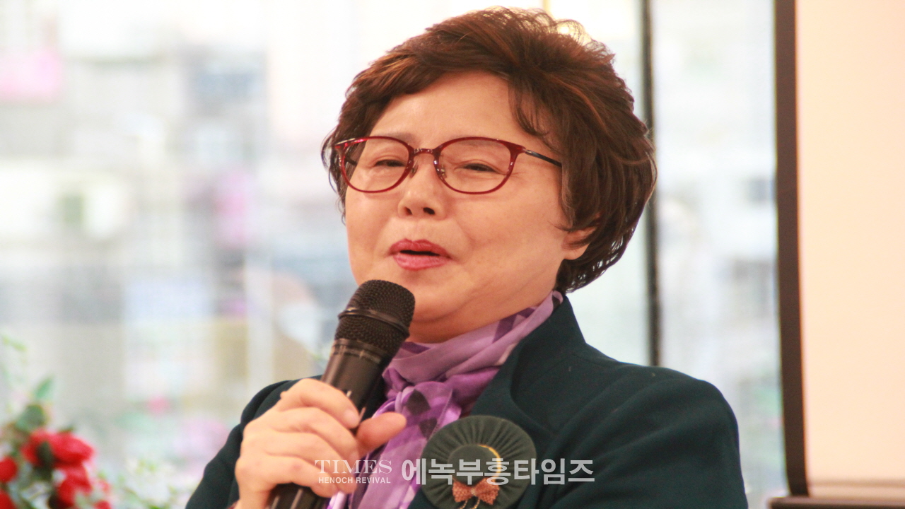 우리사랑선교회 선교를 위한 문화축제의 밤 감사예배가져.
