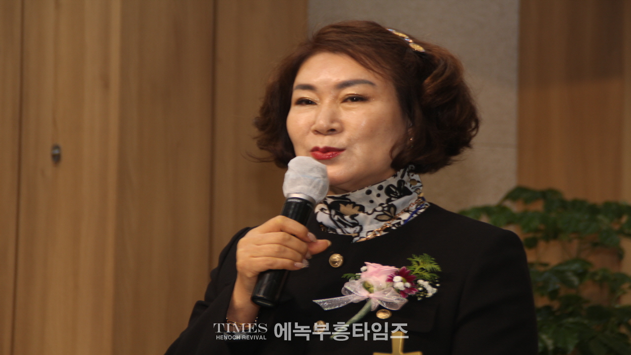 사)한국기독교여성부흥협의회 제6대 대표회장에 최덕녀목사 취임해.