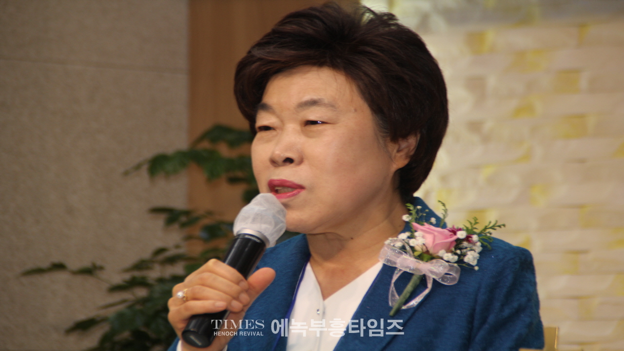 사)한국기독교여성부흥협의회 제6대 대표회장에 최덕녀목사 취임해.