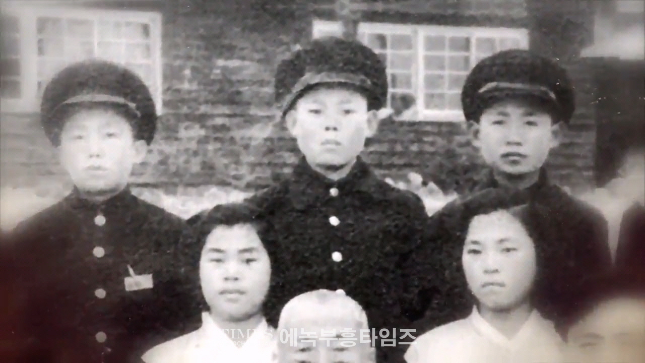 믿음의 기업 신원 창립 50주년 기념예배 드려.