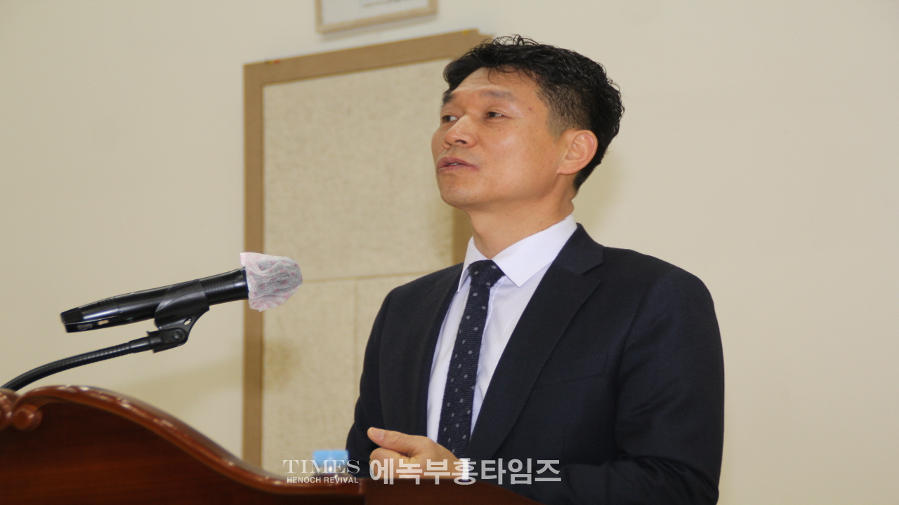 안양만안경찰서 경목위원회와 기독신우회 성탄 축하예배 드려.