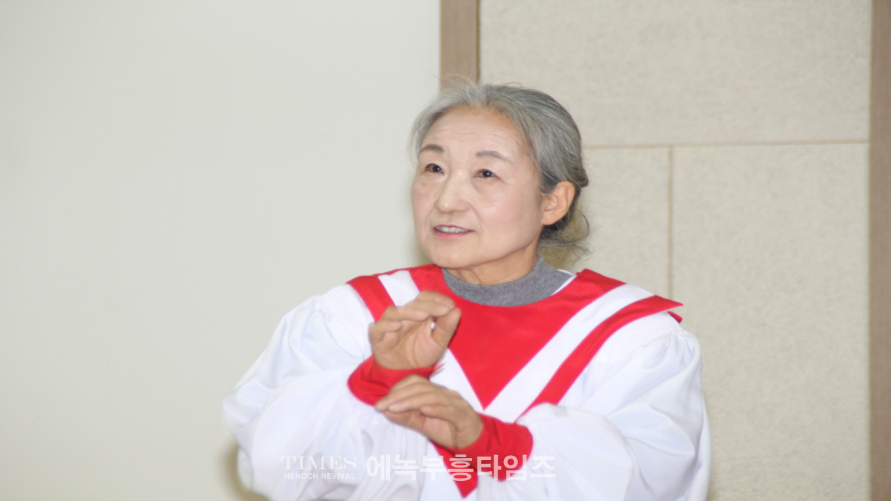 안양만안경찰서 경목위원회와 기독신우회 성탄 축하예배 드려.